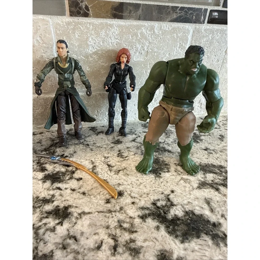 6 Marvel Universe Figure Lot Hulk Ironman, Caption America 4